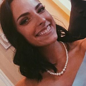 Meet your Posher, Ariana